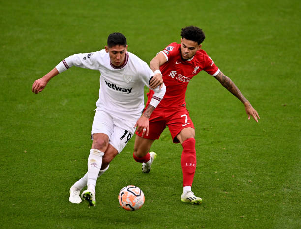 一直备受争 一直备受争