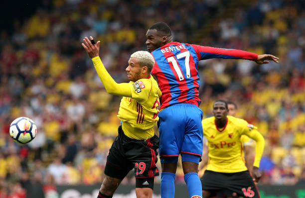 [高尔夫]捷尼赛思邀请赛阿伯格上演王者归来 伍兹出席颁奖.